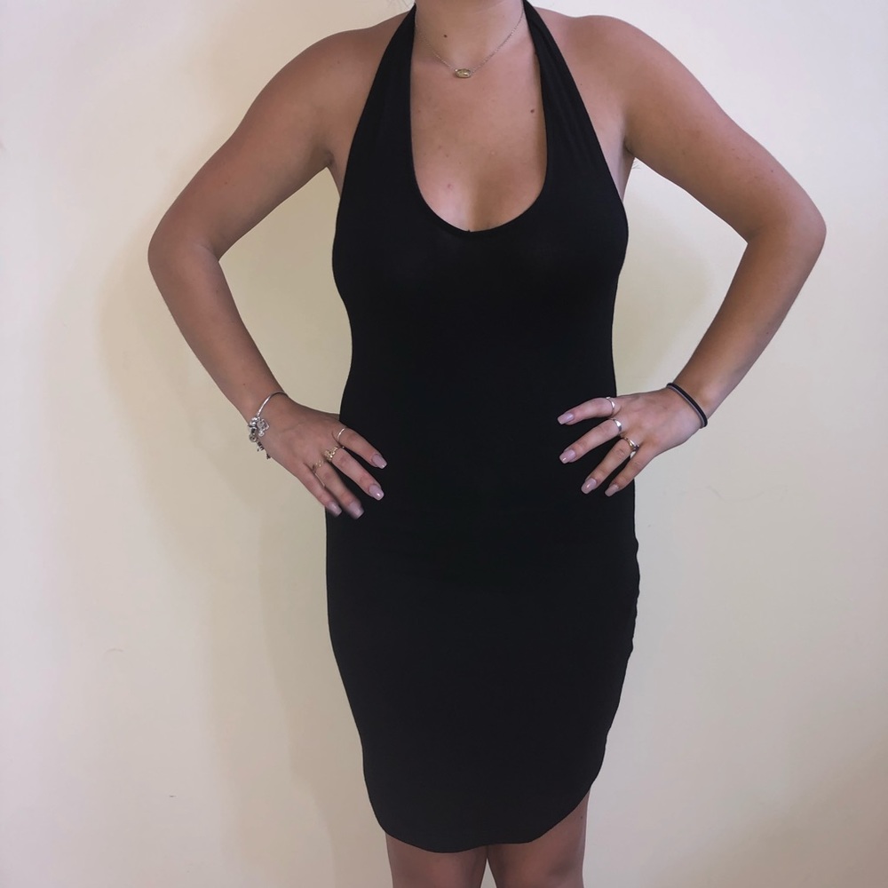 Black Backless Body-Con Dress w/ V-neck - S